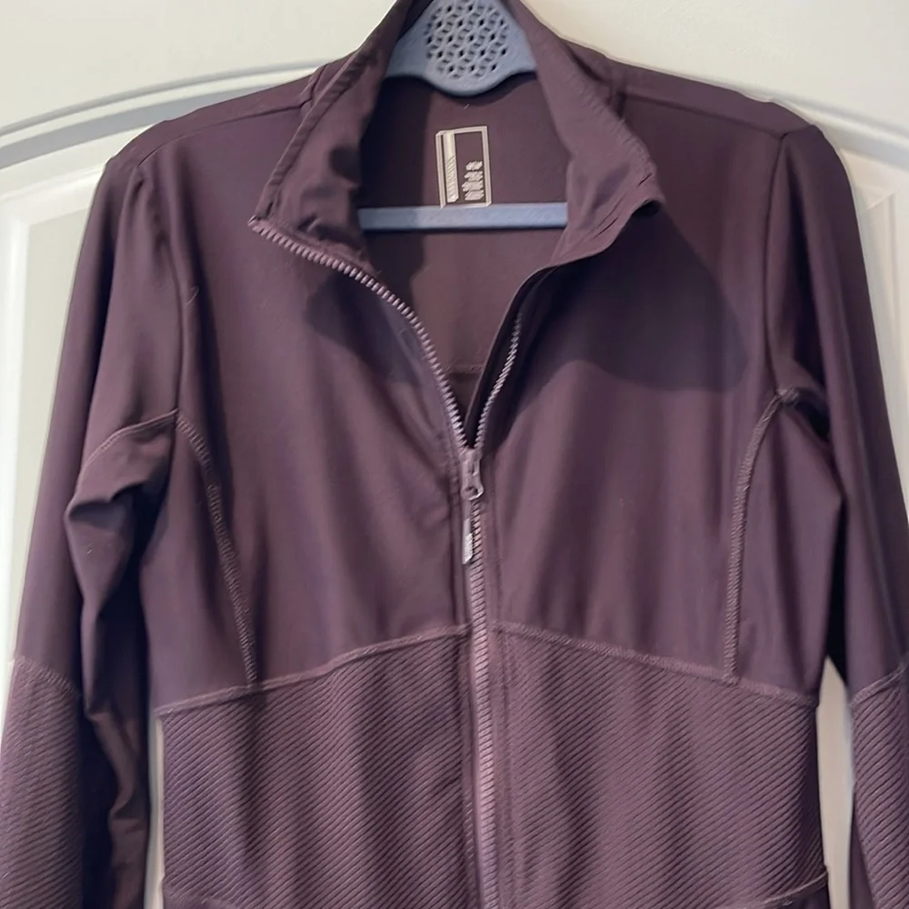 Mondetta Women's Plum Zip Up‎ Athletic Jacket Medium